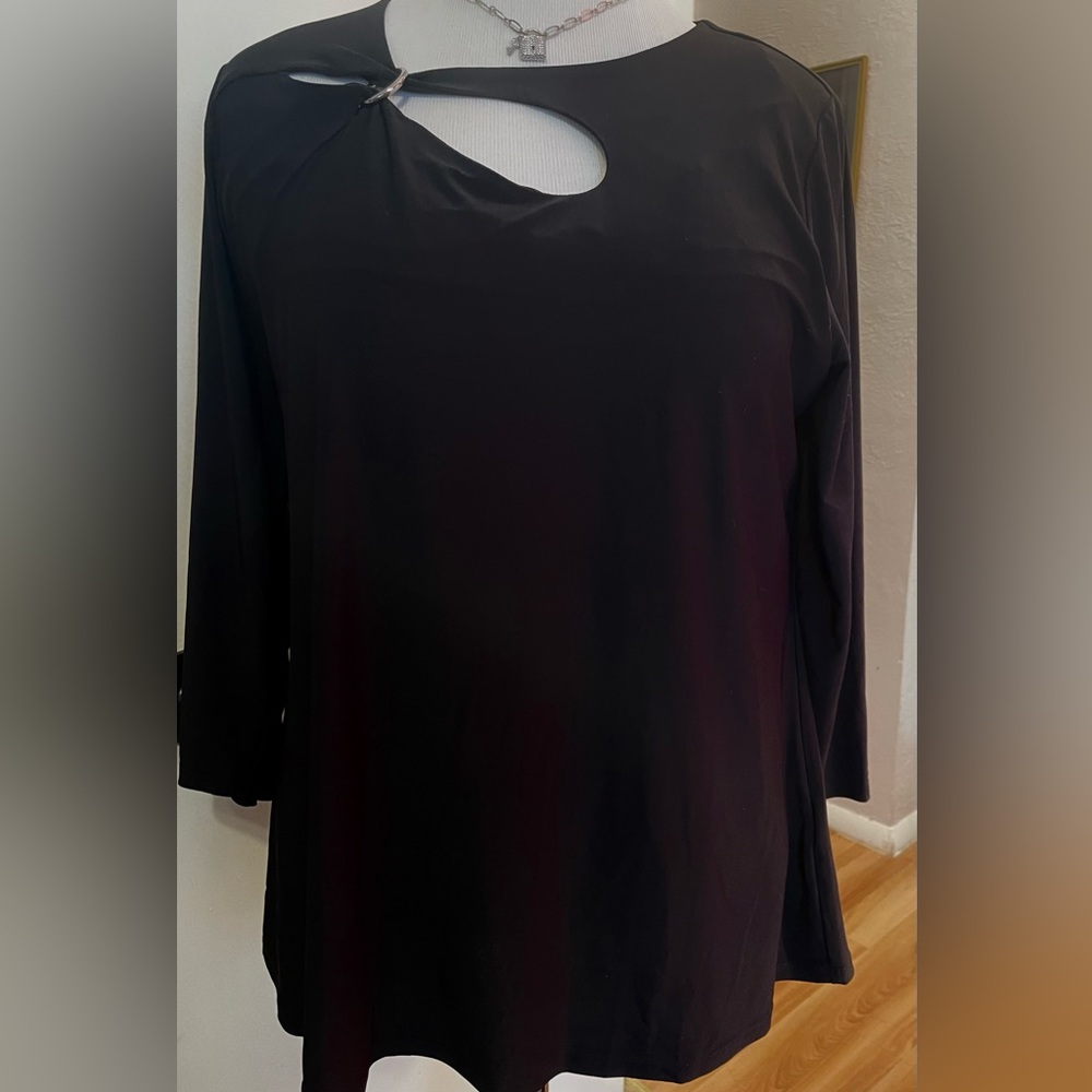 Attitudes By Renee Top O-Ring Cut Out Black 1X NEW!!